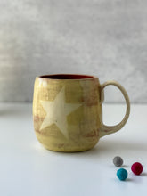 Load image into Gallery viewer, Oversized Heart and Star Mug in LIght Limoncello 02