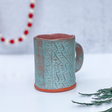 Load image into Gallery viewer, Mug with zigzag pattern- teal