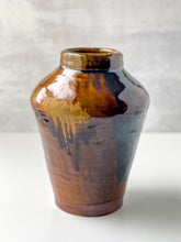 Load image into Gallery viewer, Large vase with markings from anagama firing
