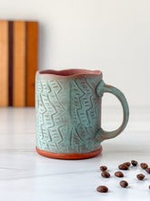 Load image into Gallery viewer, Mug with texture pattern in teal