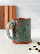Load image into Gallery viewer, Mug with zigzag texture