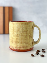 Load image into Gallery viewer, Mug with ladder texture