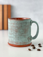 Load image into Gallery viewer, Mug with ladder texture