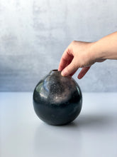 Load image into Gallery viewer, Cosmic round vase