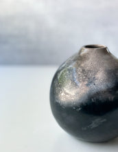 Load image into Gallery viewer, Cosmic round vase