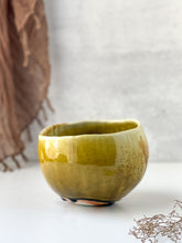 Load image into Gallery viewer, Pinched Bowl 05